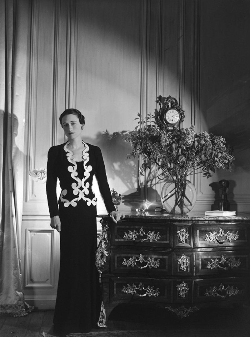 WALLIS SIMPSON PORTANT UNE TENUE SCHIAPARELLI