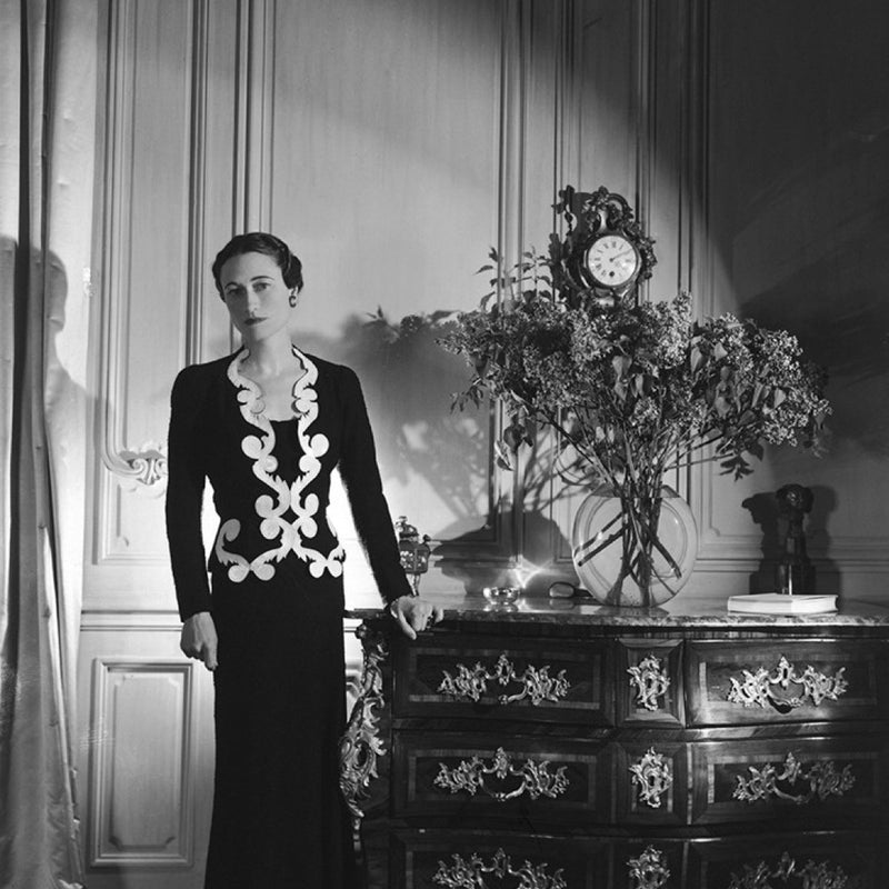 WALLIS SIMPSON PORTANT UNE TENUE SCHIAPARELLI