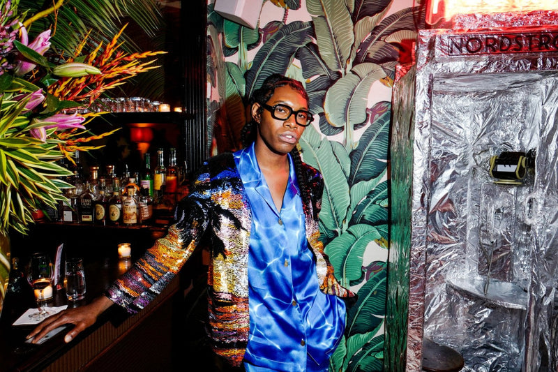 JEREMY O. HARRIS EN SCHIAPARELLI<br>À LA SOIRÉE ORGANISÉE PAR INTERVIEW MAGAZINE
