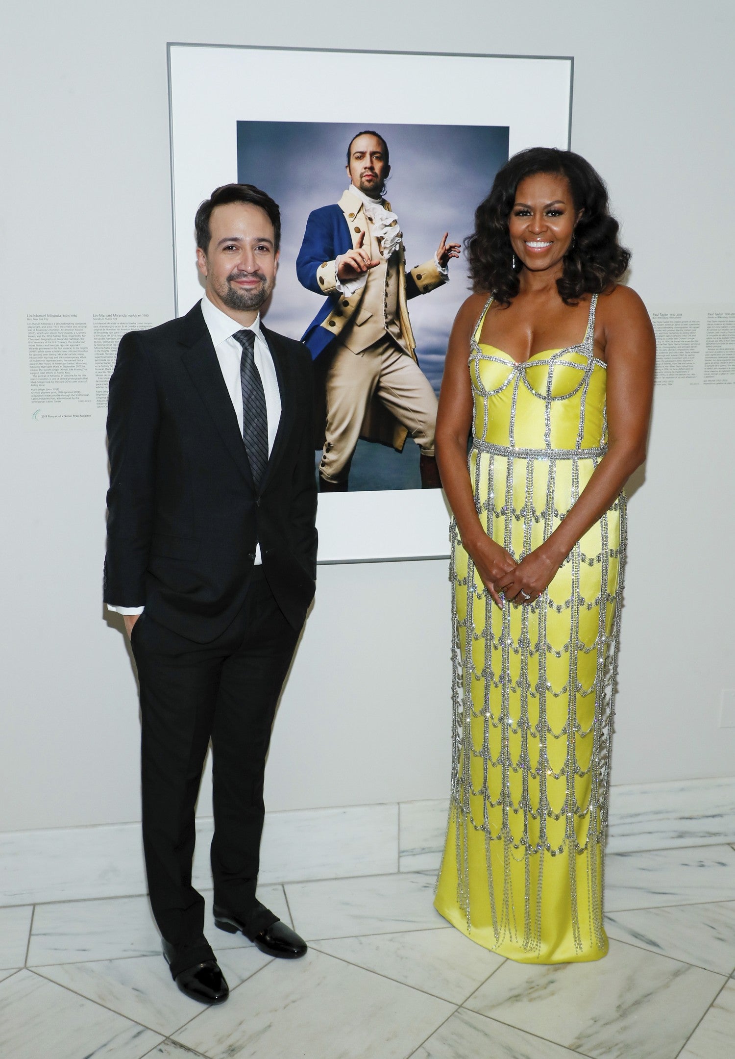 MICHELLE OBAMA EN SCHIAPARELLI HAUTE COUTURE SUR MESURE AU AMERICAN PORTRAIT GALA