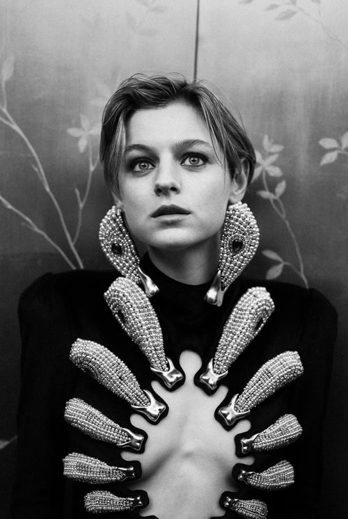 EMMA CORRIN EN SCHIAPARELLI HAUTE COUTURE  À LA 26ÈME CÉRÉMONIE DES CRITICS CHOICE