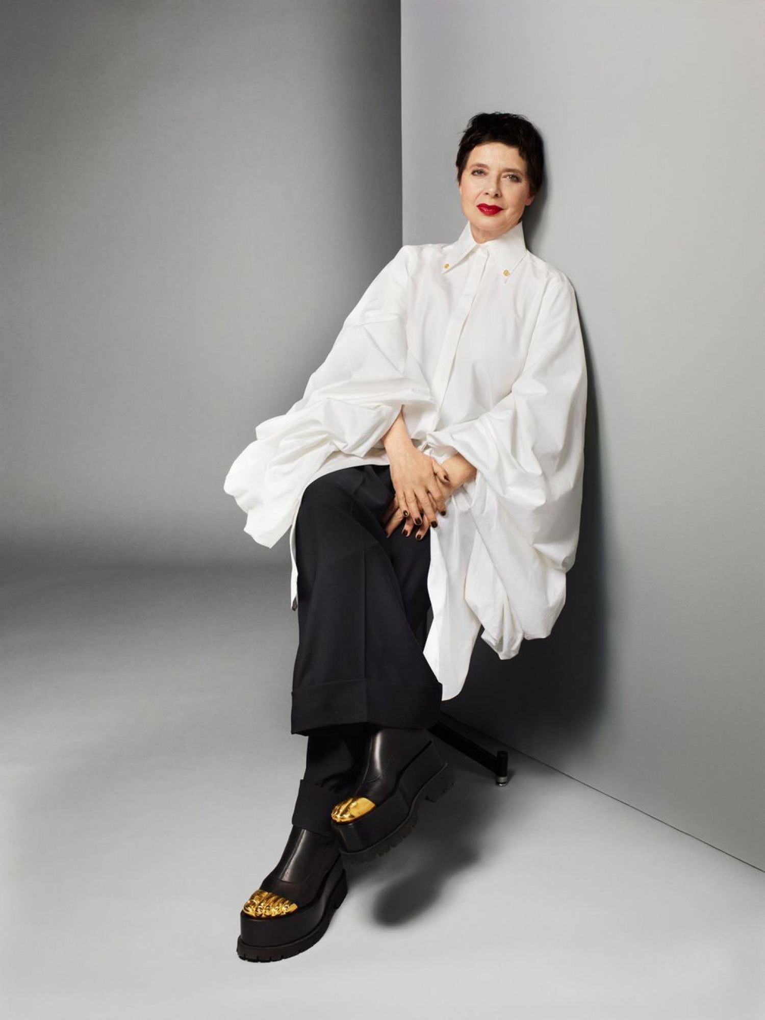 ISABELLA ROSSELLINI WORE SCHIAPARELLI SPRING SUMMER 2021 READY-TO-WEAR