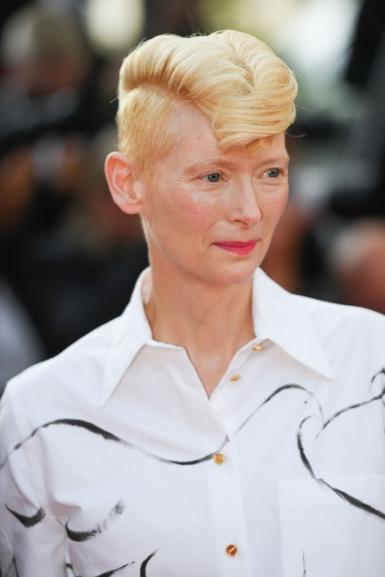 TILDA SWINTON WORE SCHIAPARELLI FALL WINTER 2021/2022 READY-TO-WEAR