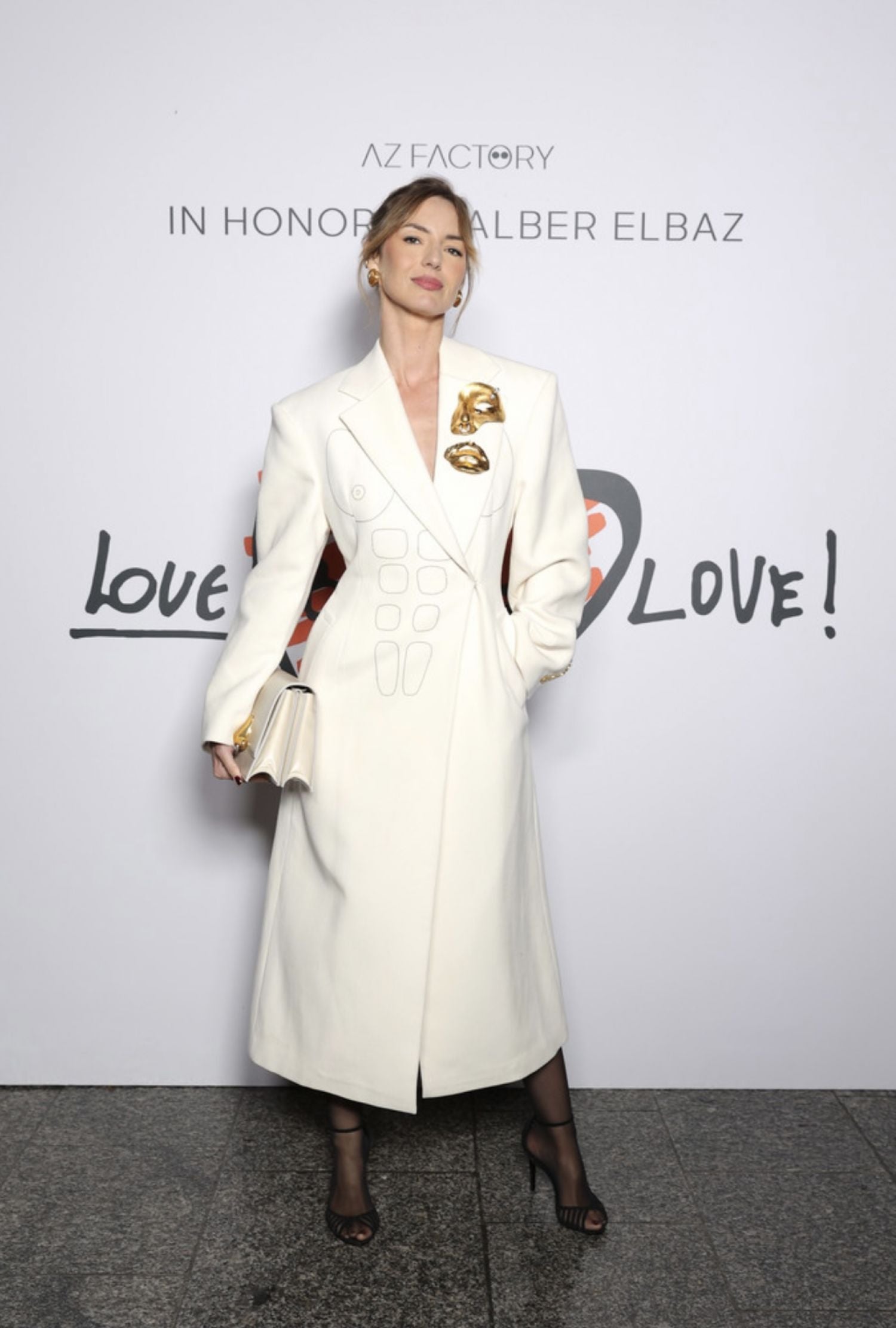 LOUISE BOURGOIN WORE SCHIAPARELLI FALL WINTER 2021/2022 READY-TO-WEAR