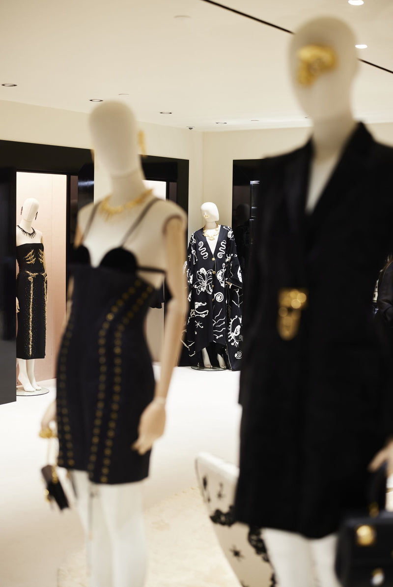 SCHIAPARELLI IS DELIGHTED TO ANNOUNCE OF ITS NEW BOUTIQUE AT HARRODS