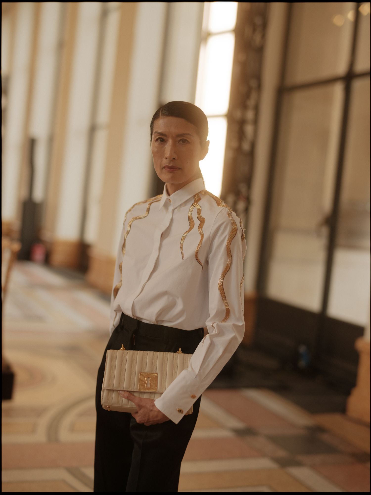 SUZI DE GIVENCHY WORE SCHIAPARELLI READY-TO-WEAR SPRING/SUMMER 2023