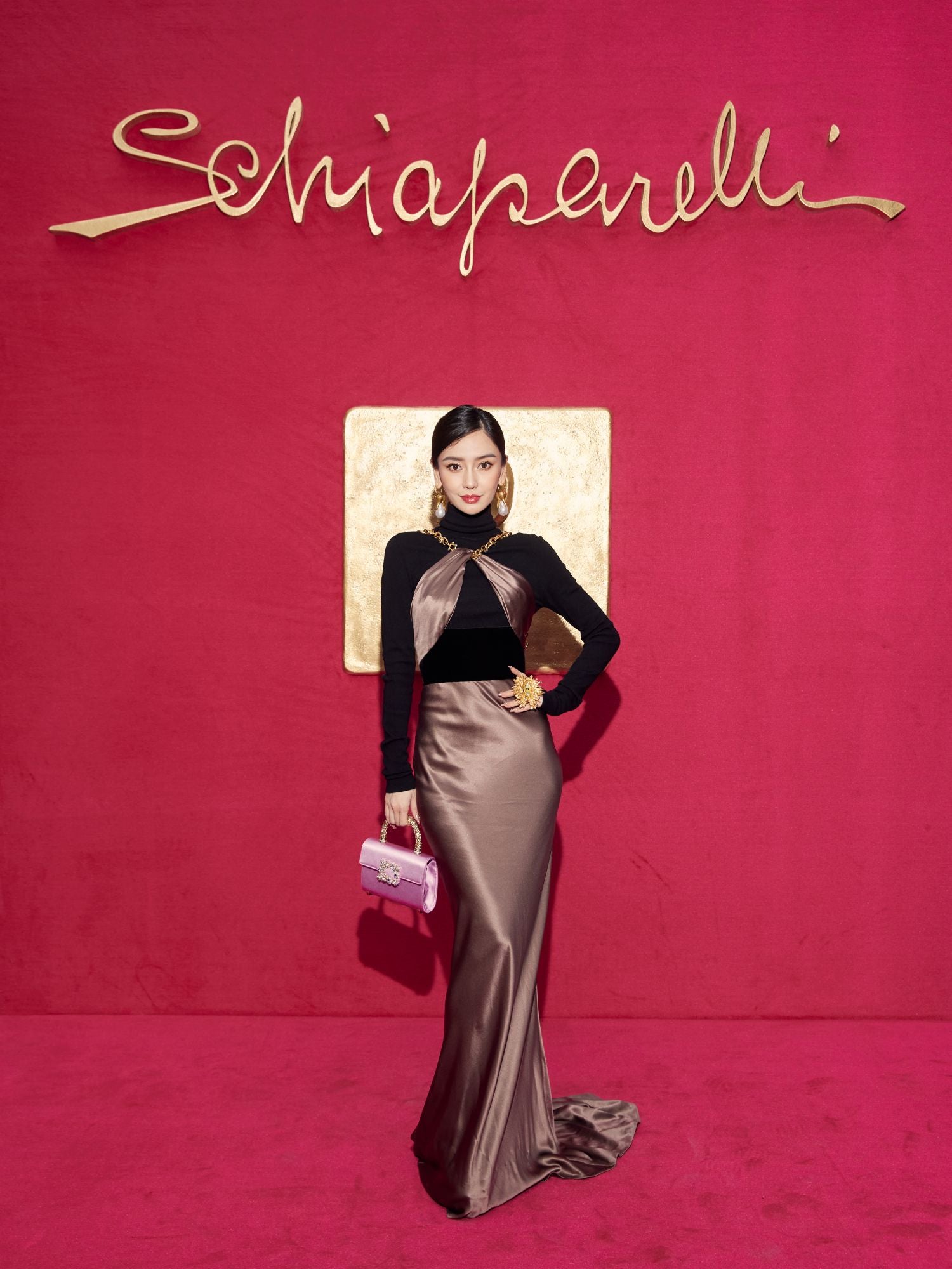 ANGELABABY WORE SCHIAPARELLI READY-TO-WEAR FALL/WINTER 2023-2024