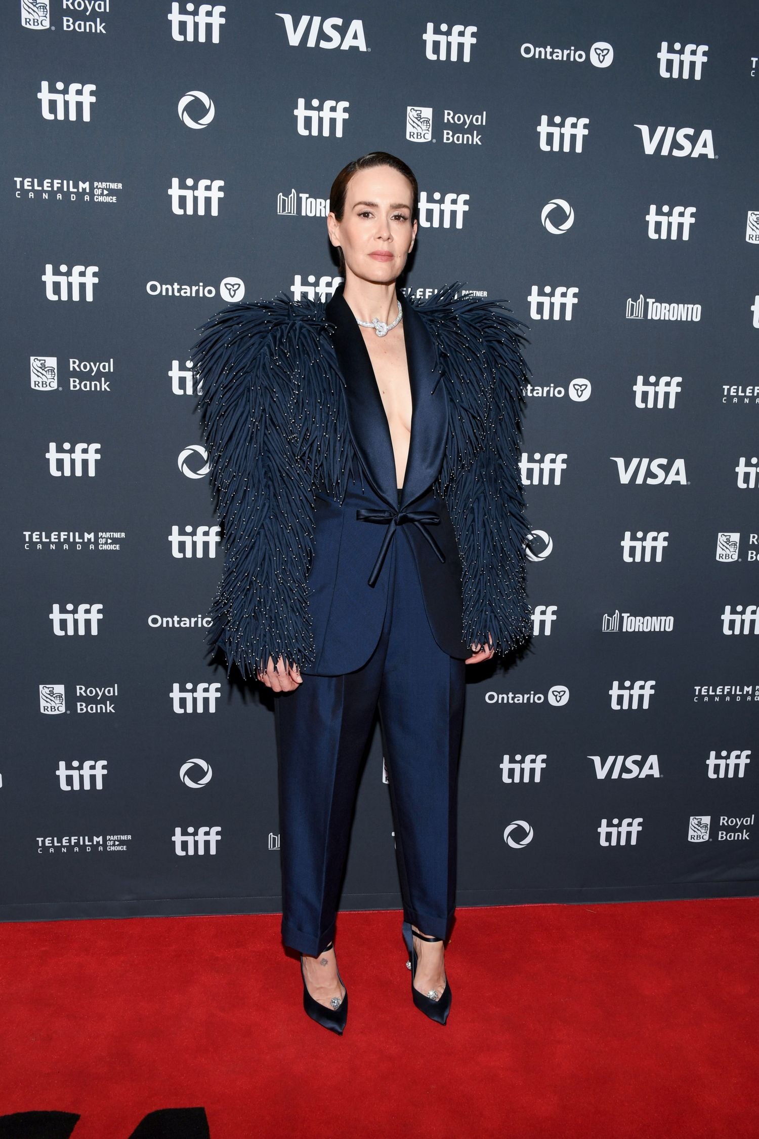 SARAH PAULSON WORE SCHIAPARELLI HAUTE COUTURE<br>TO THE 49TH TORONTO INTERNATIONAL FILM FESTIVAL