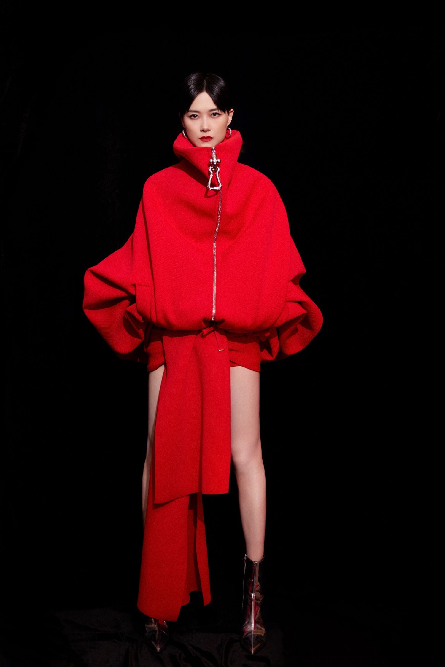 CHRIS LEE WORE SCHIAPARELLI  TO THE JSTV NEW YEAR’S EVE CONCERT