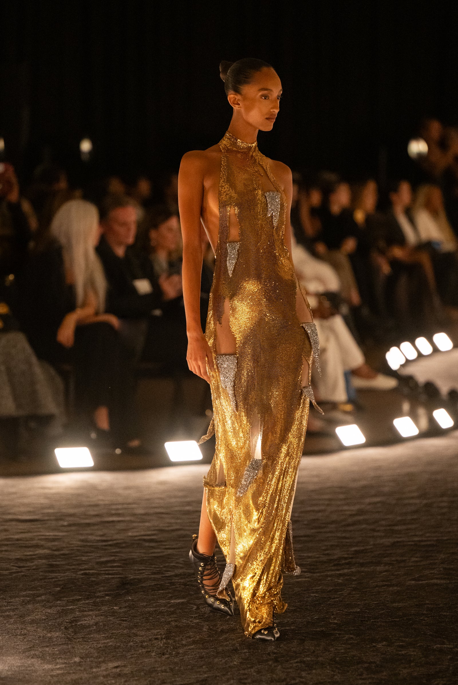 LOOK 41 LOOK 41