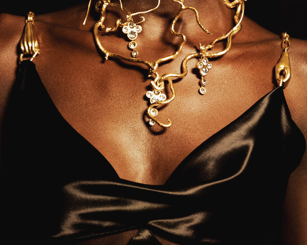 Maison Schiaparelli - Haute Couture & Ready-to-Wear Maison Schiaparelli - Haute Couture & Ready-to-Wear