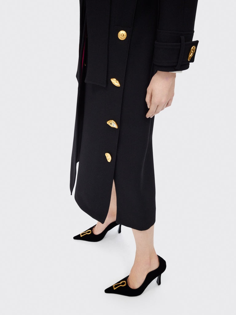 ICONIC TRENCHCOAT