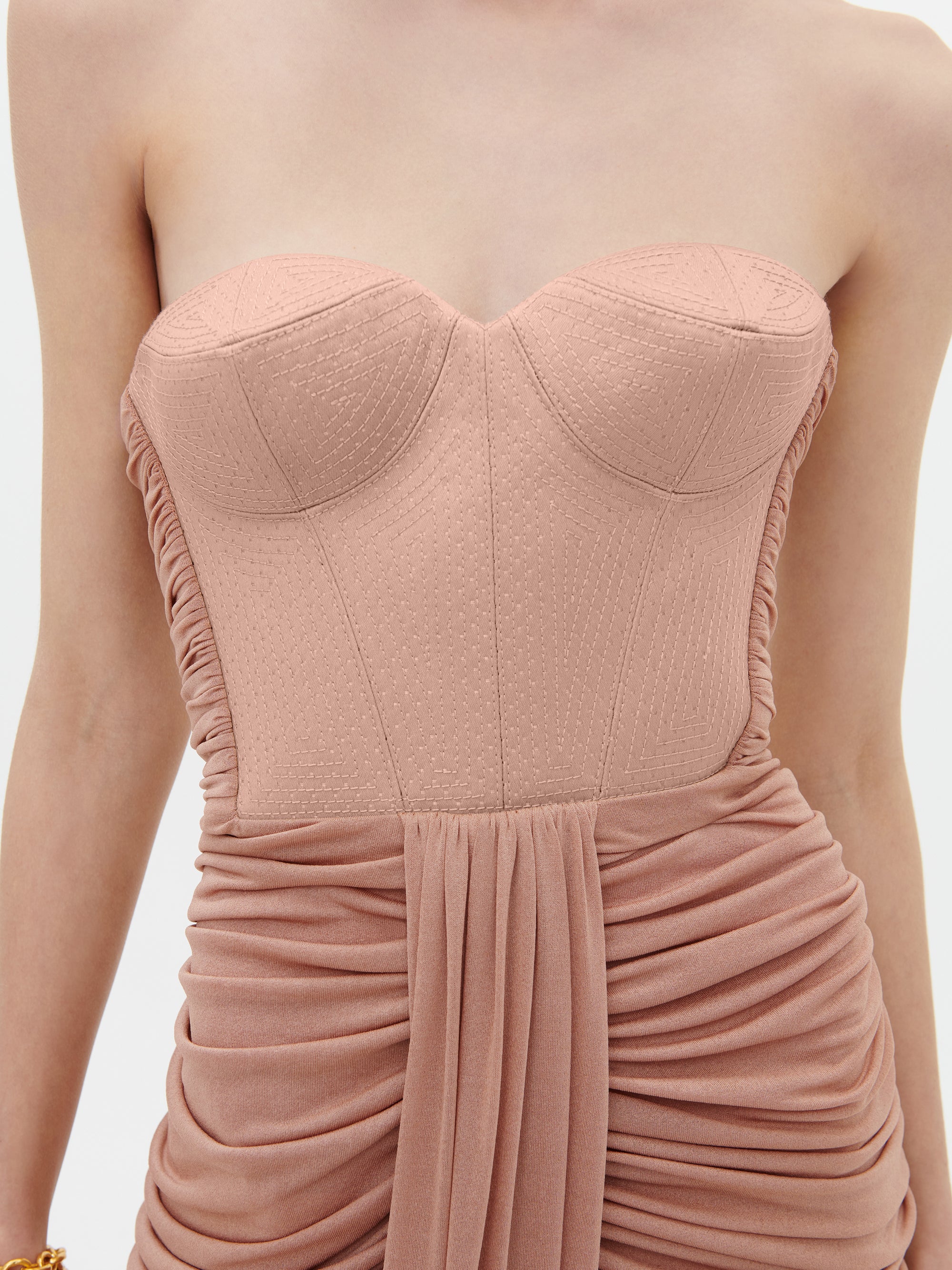 ROBE BUSTIER CHAÎNE BIJOUX
