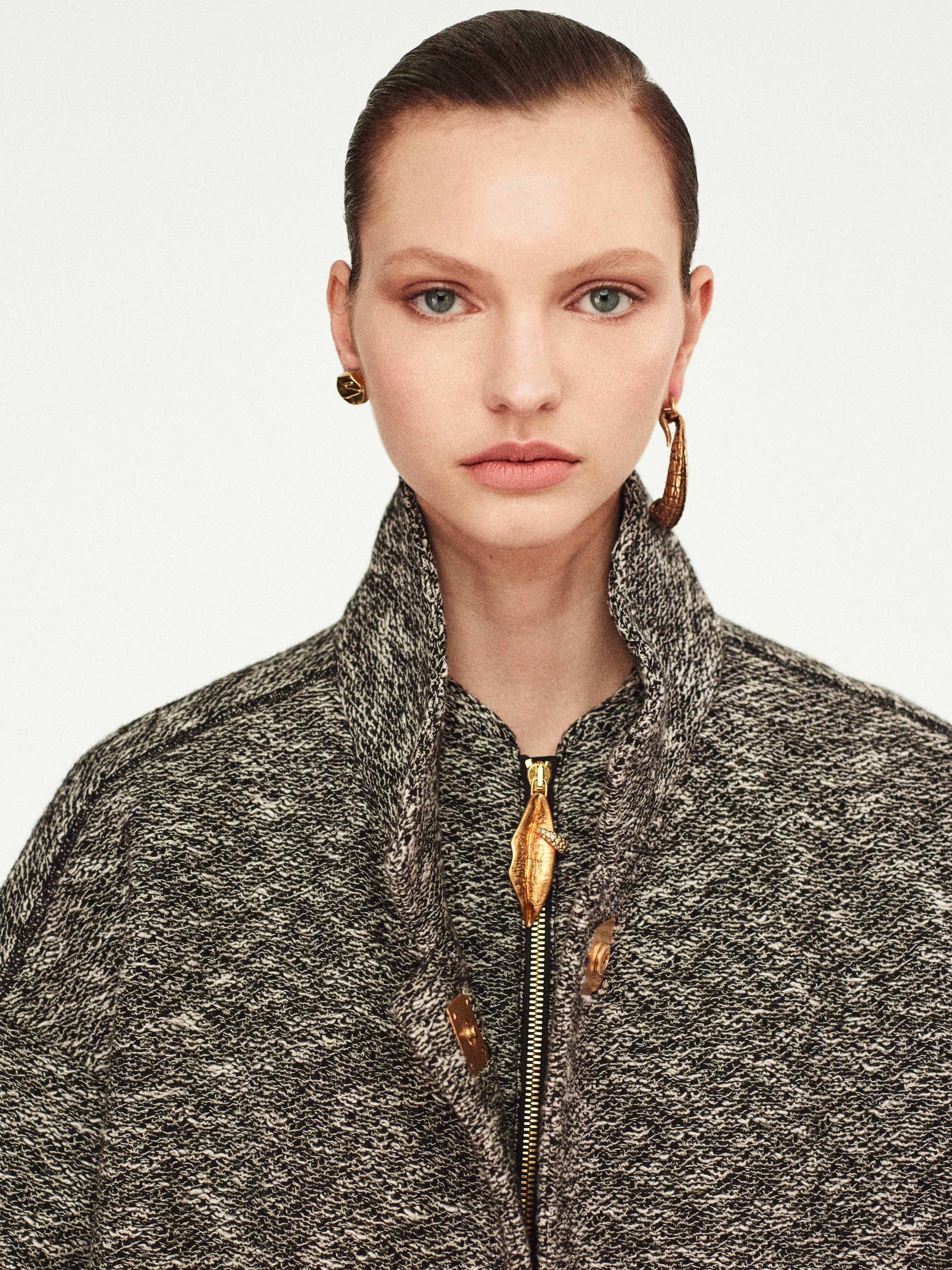 OVERSIZED HIGH COLLAR COAT