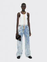 main2_PA00843429_740