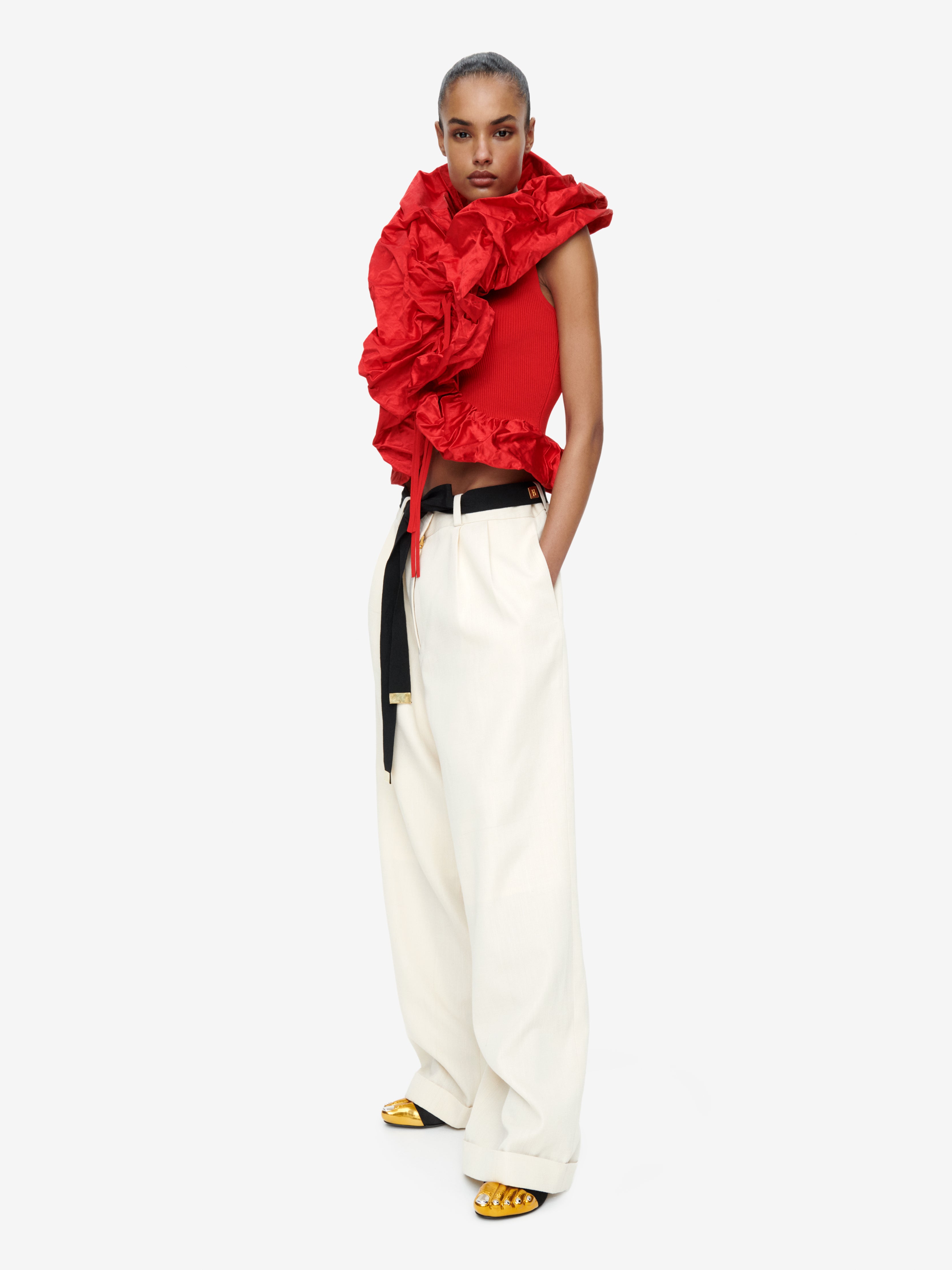 SCULPTURAL RUFFLE TOP
