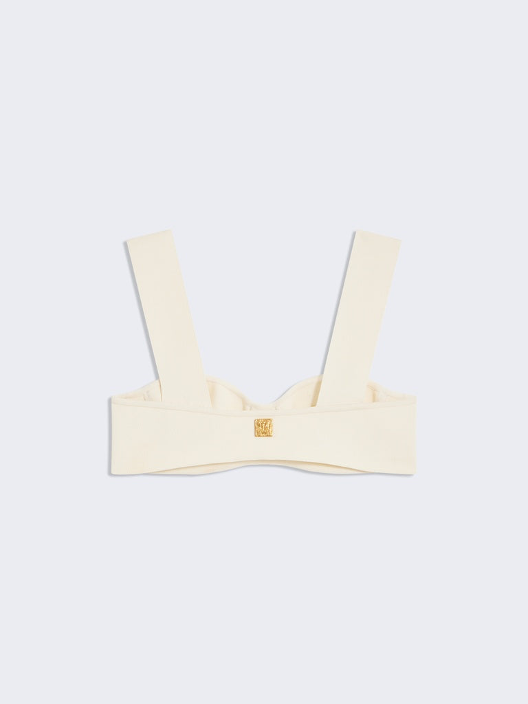 packshot2_AC70215000_107 1