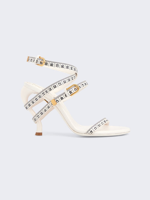 packshot2_CS519104_100