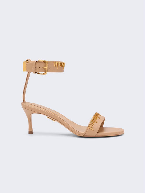 packshot2_CS671915_403