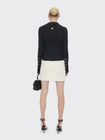 worn2_CA70024000_999