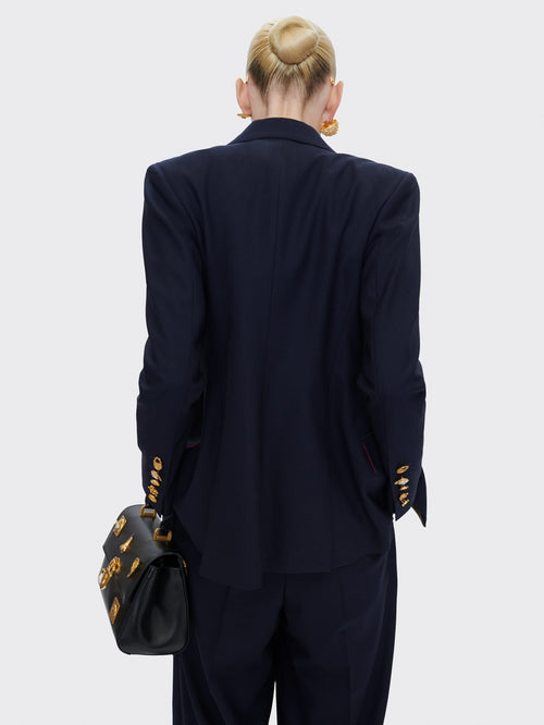 worn_IC00VE013402S_701