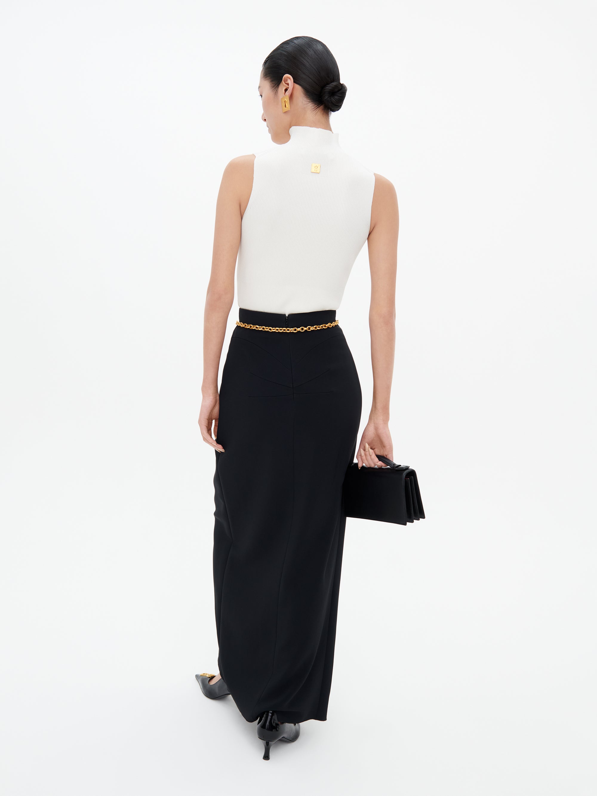worn_PU70455000_107