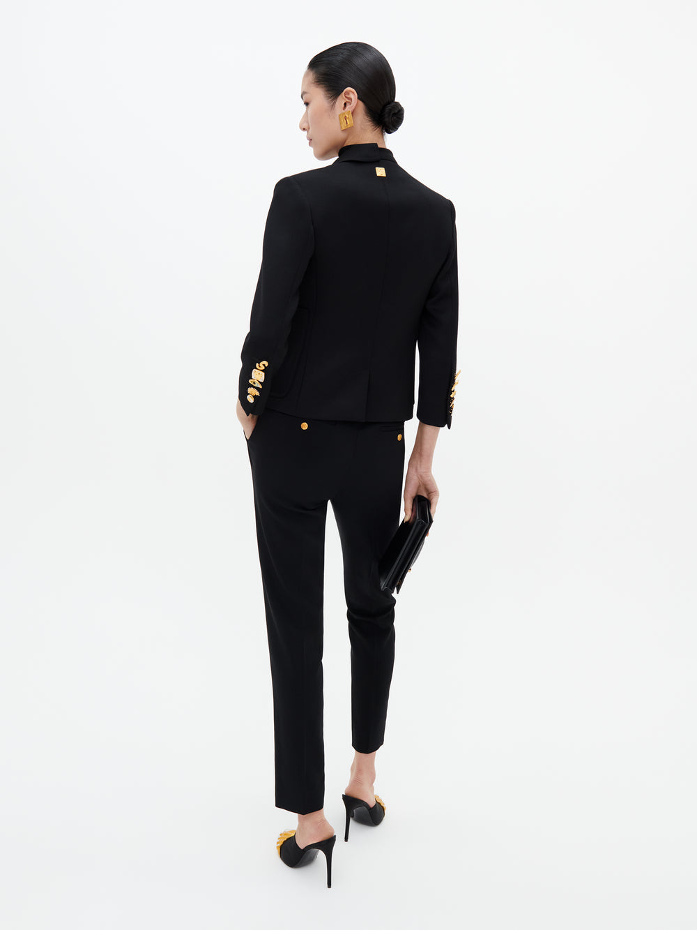 worn_PU70455000_999