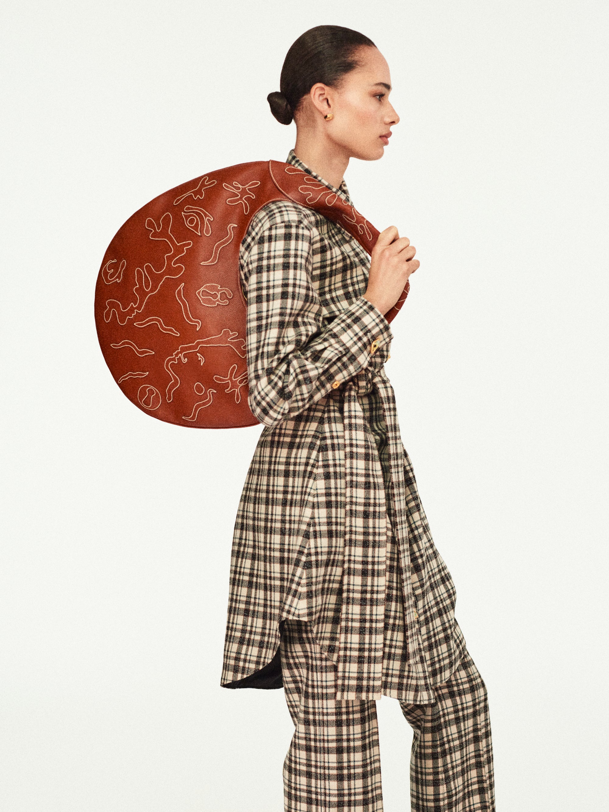 worn_RO02673424_005