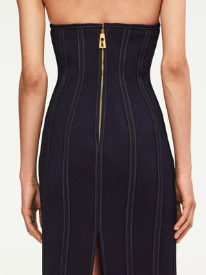 worn_RO02836113_701