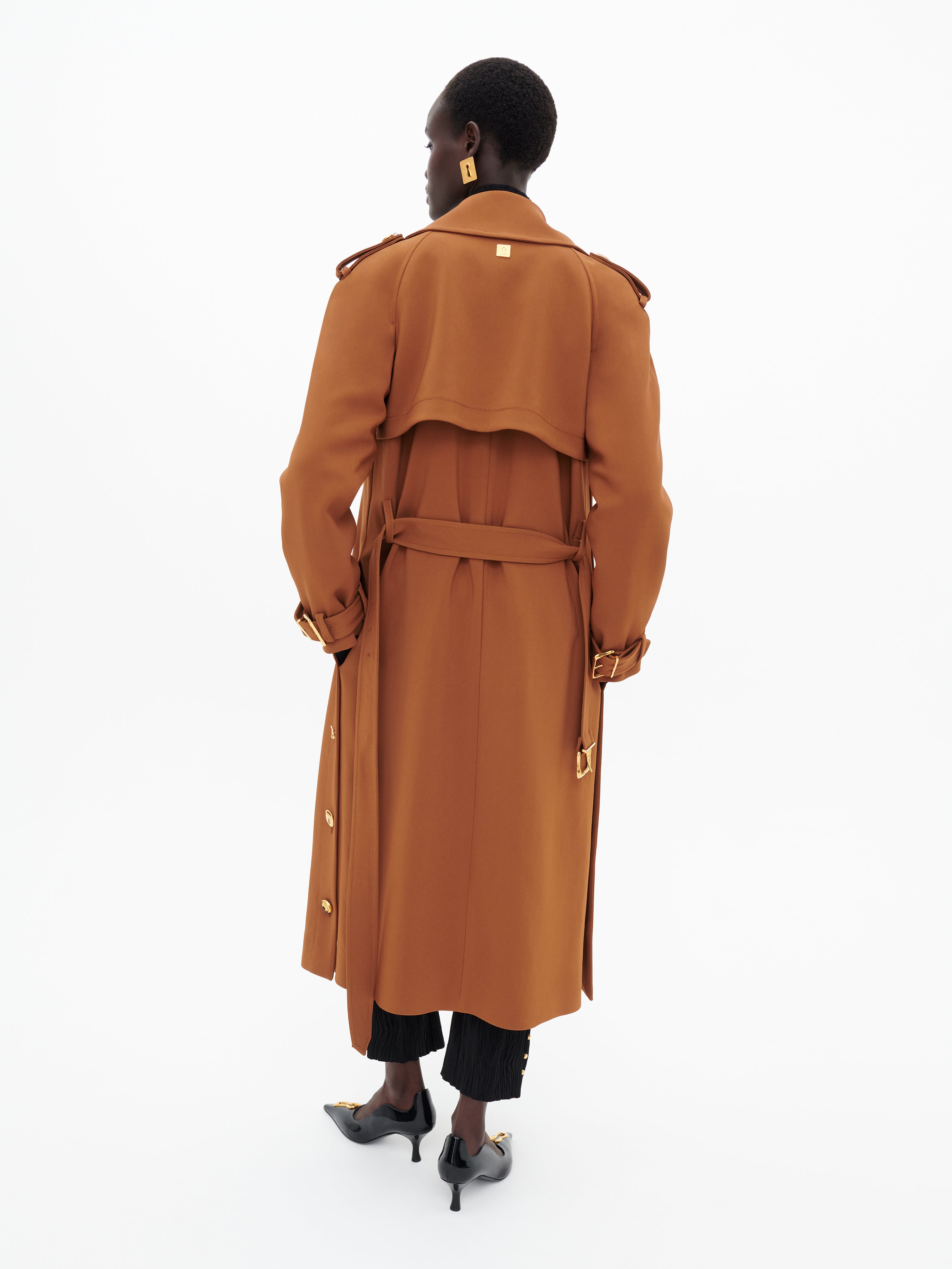 TRENCH COAT