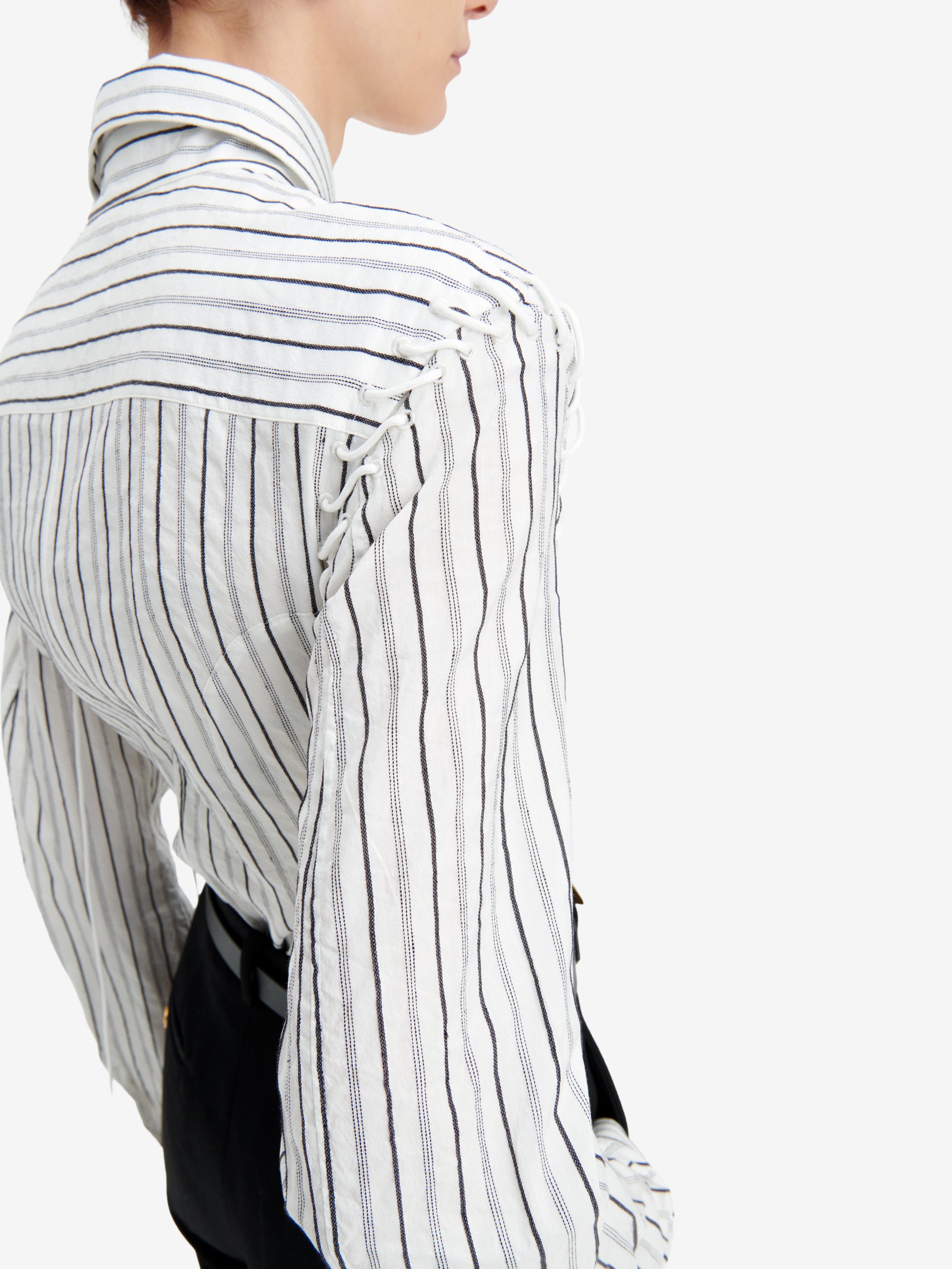 worn_S1WGW2S6SH0008AL0447_121