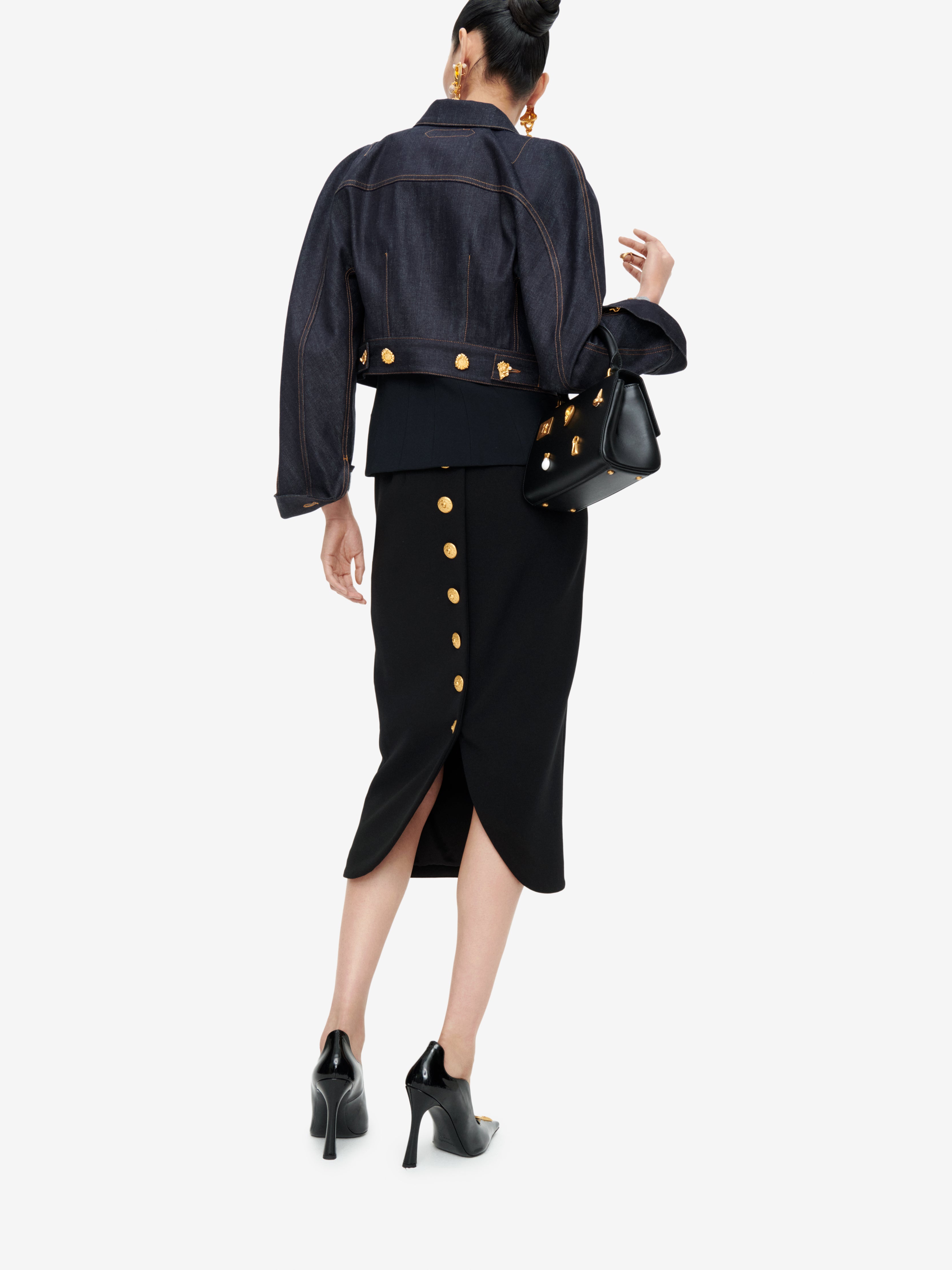 SHORT JACKET WITH ROUNDED SLEEVES