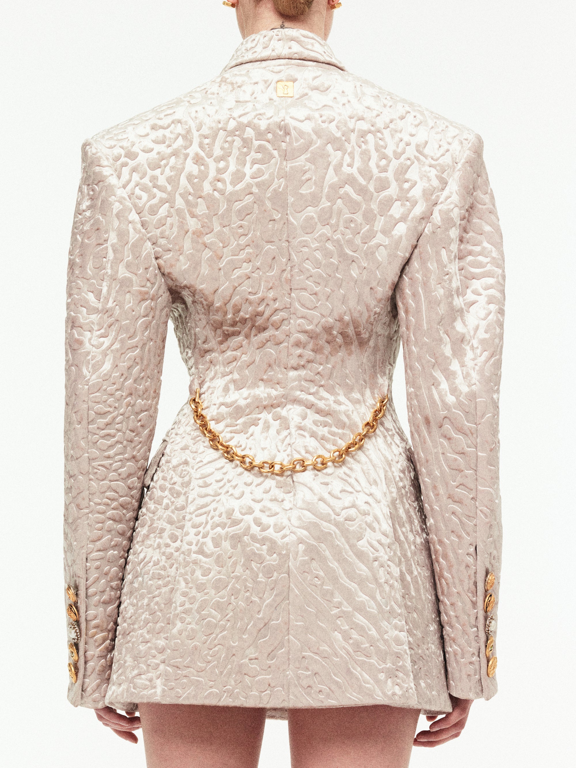 worn_VE01575745_112