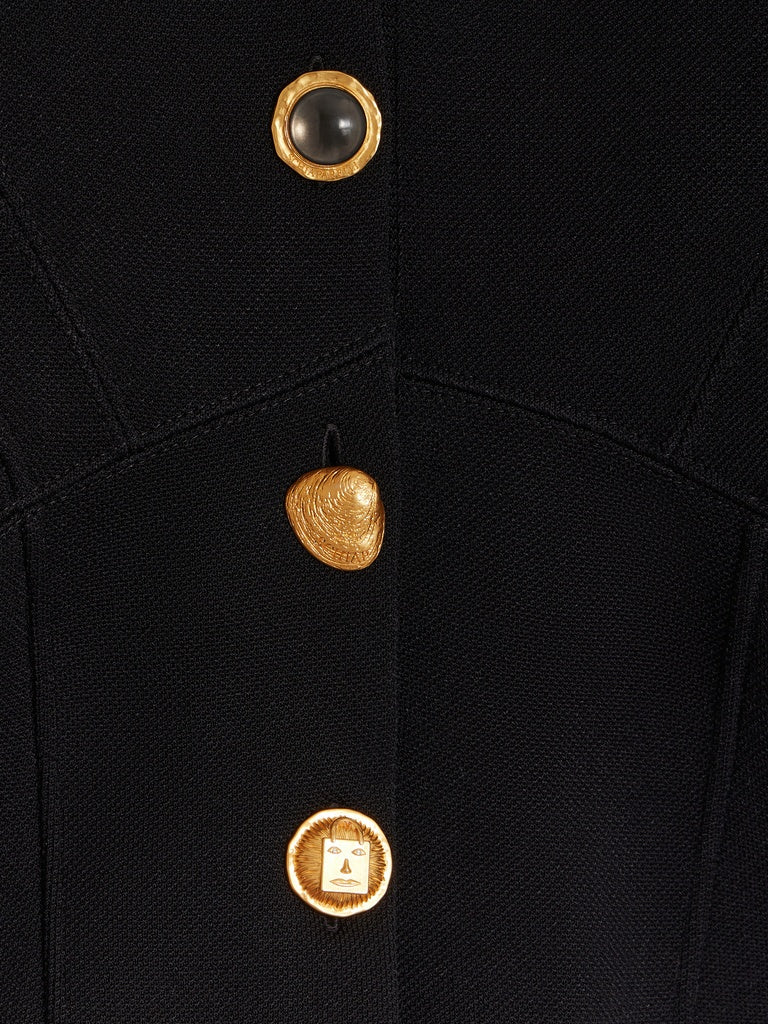 zoom1_CA70245000_999