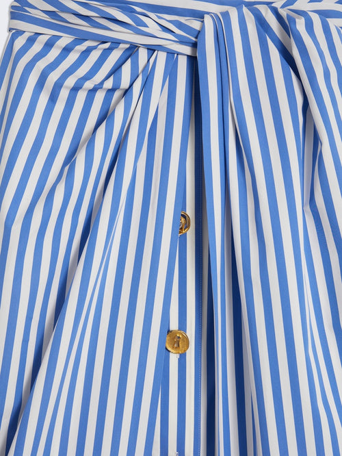 zoom1_JU01010437_700