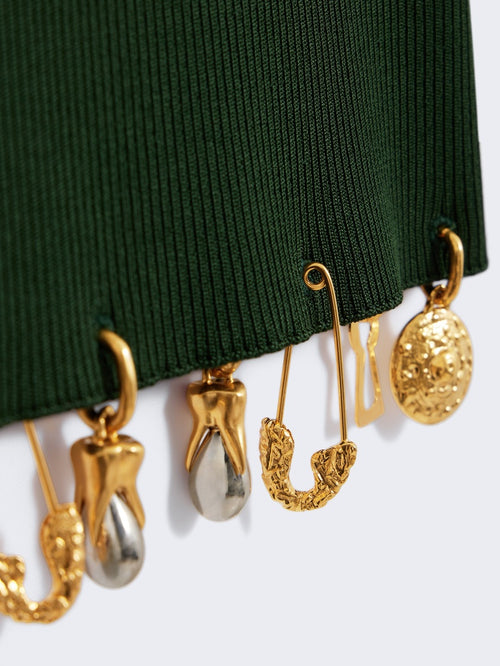 zoom1_JU70285000_600