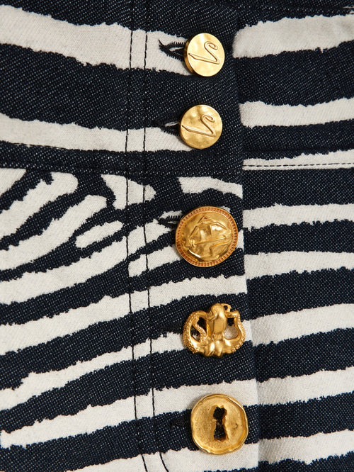 zoom1_PA00933440_982