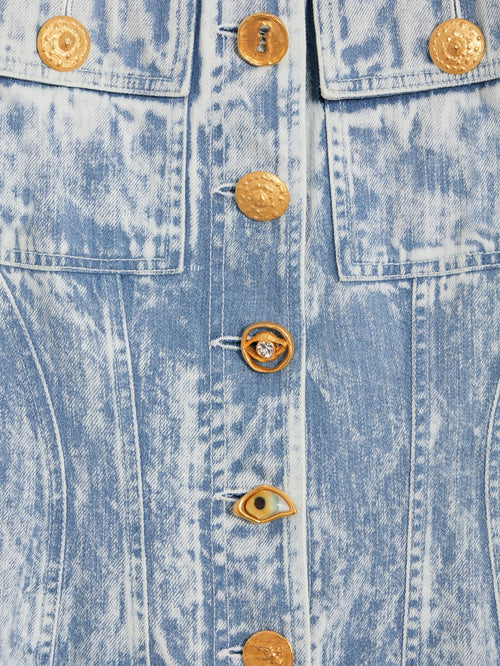 zoom1_RO01693429_740