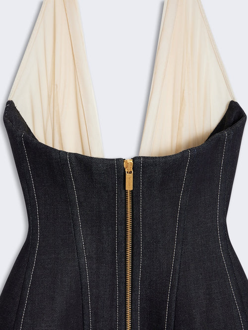 zoom1_RO02286006_107