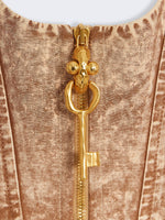 zoom1_RO02290515_800