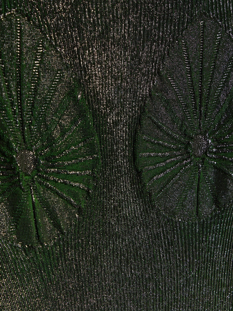 zoom1_RO70425000_600