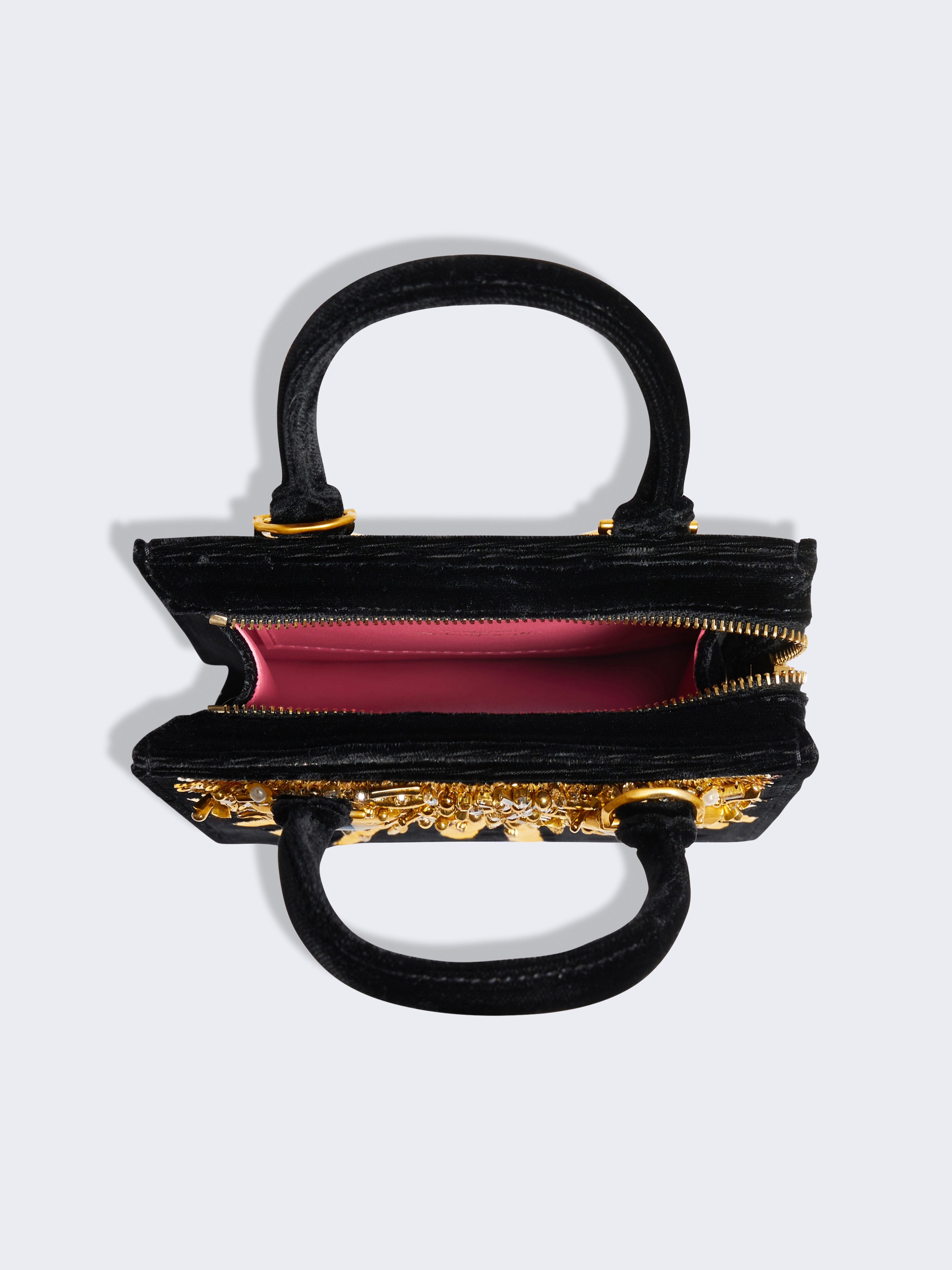 【希少】Embryo Special-shaped embossed bag EMBRYO Kettlebell Bag