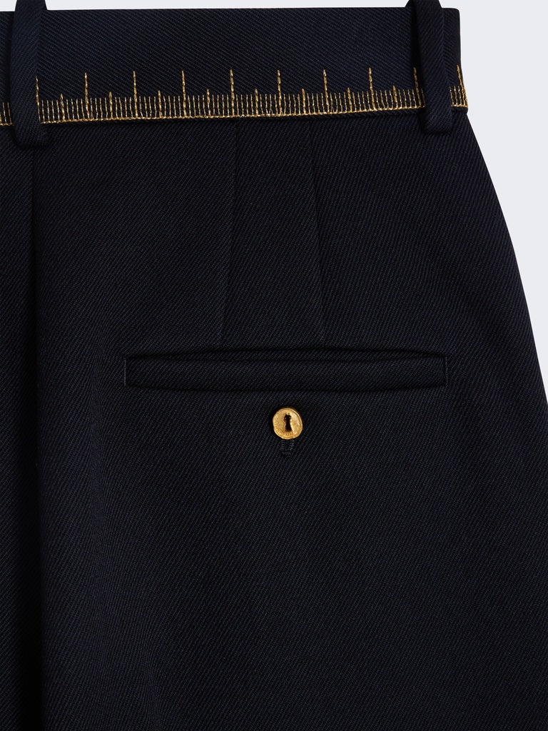 zoom_IC00PA017004S_701