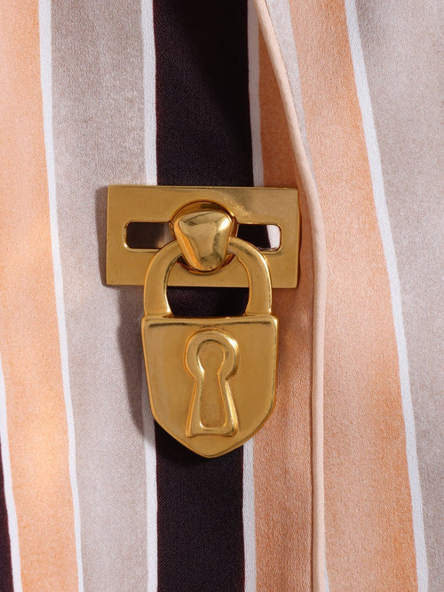 zoom_S1WGW2S6JA0001IG2448_988