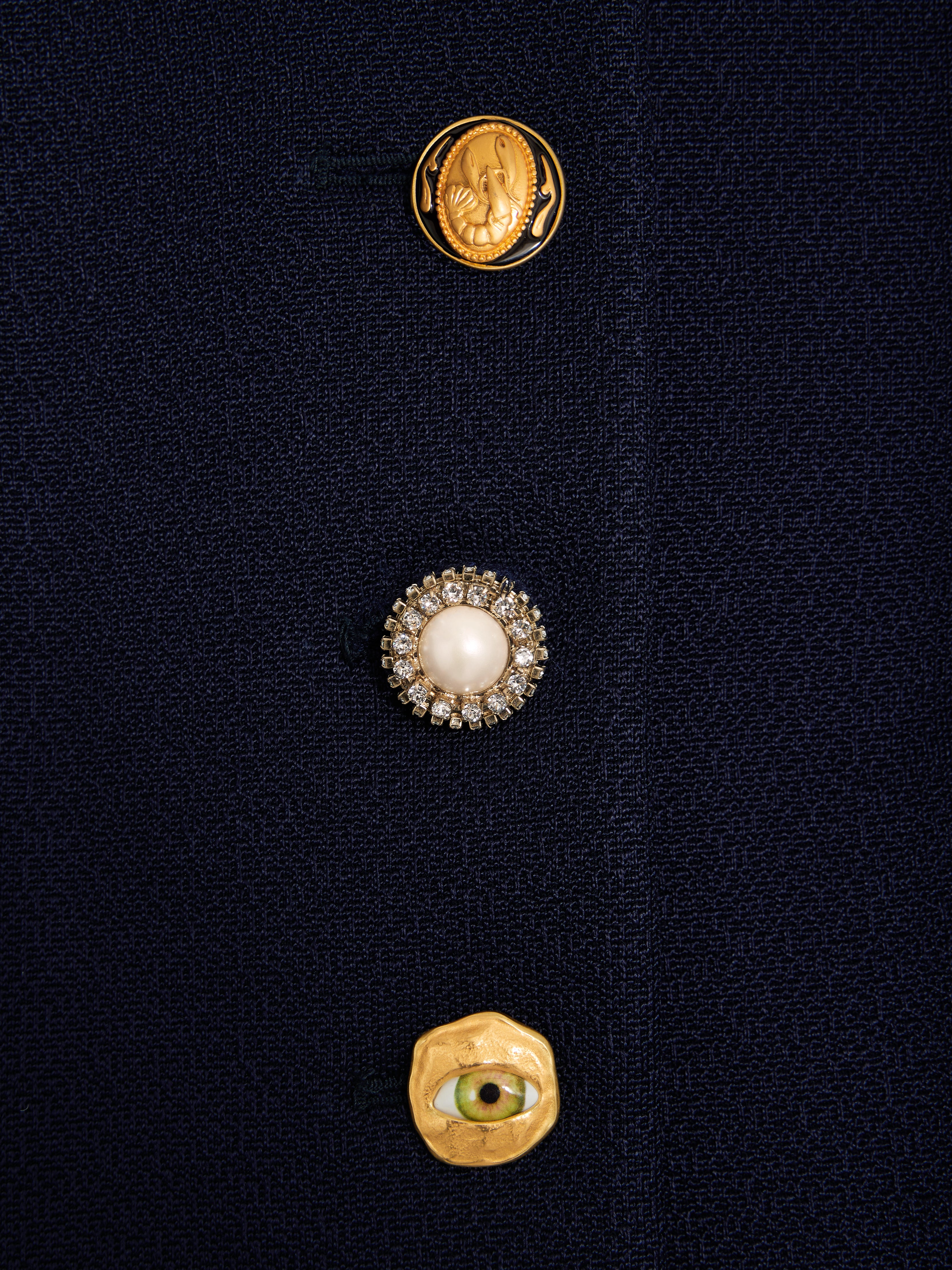 COLLARLESS SHORT JACKET
