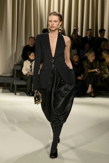 Maison Schiaparelli - Ready-to-Wear FALL-WINTER 2024/25 : 24 / 40 - LOOK 24
