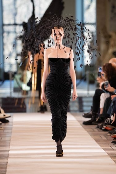Maison Schiaparelli - Spring-Summer 2022 Haute Couture Collection