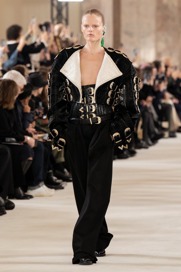 Maison Schiaparelli - Haute Couture Spring-summer 2024